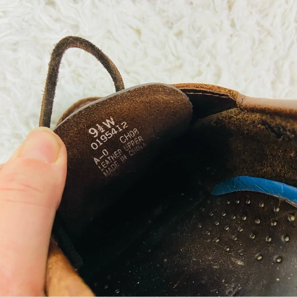 SPERRY Classic Brown Leather Boat Shoes size 9.5